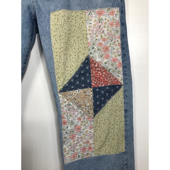 Levis Patchwork Quilt 501 Jeans 29 Upcycled 150th Anniversary Boho Denim - Picture 3 of 15